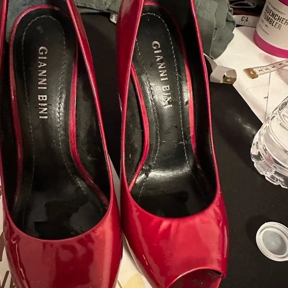 Gianni Bini Red Peep-Toe Heels - Picture 9 of 12